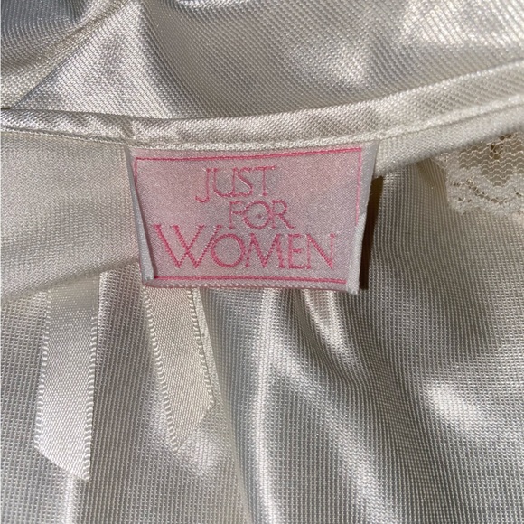 Just For Women Vintage Satin Nightgown With Lace Ruffle Ivory White Bust 55 in - Picture 9 of 11